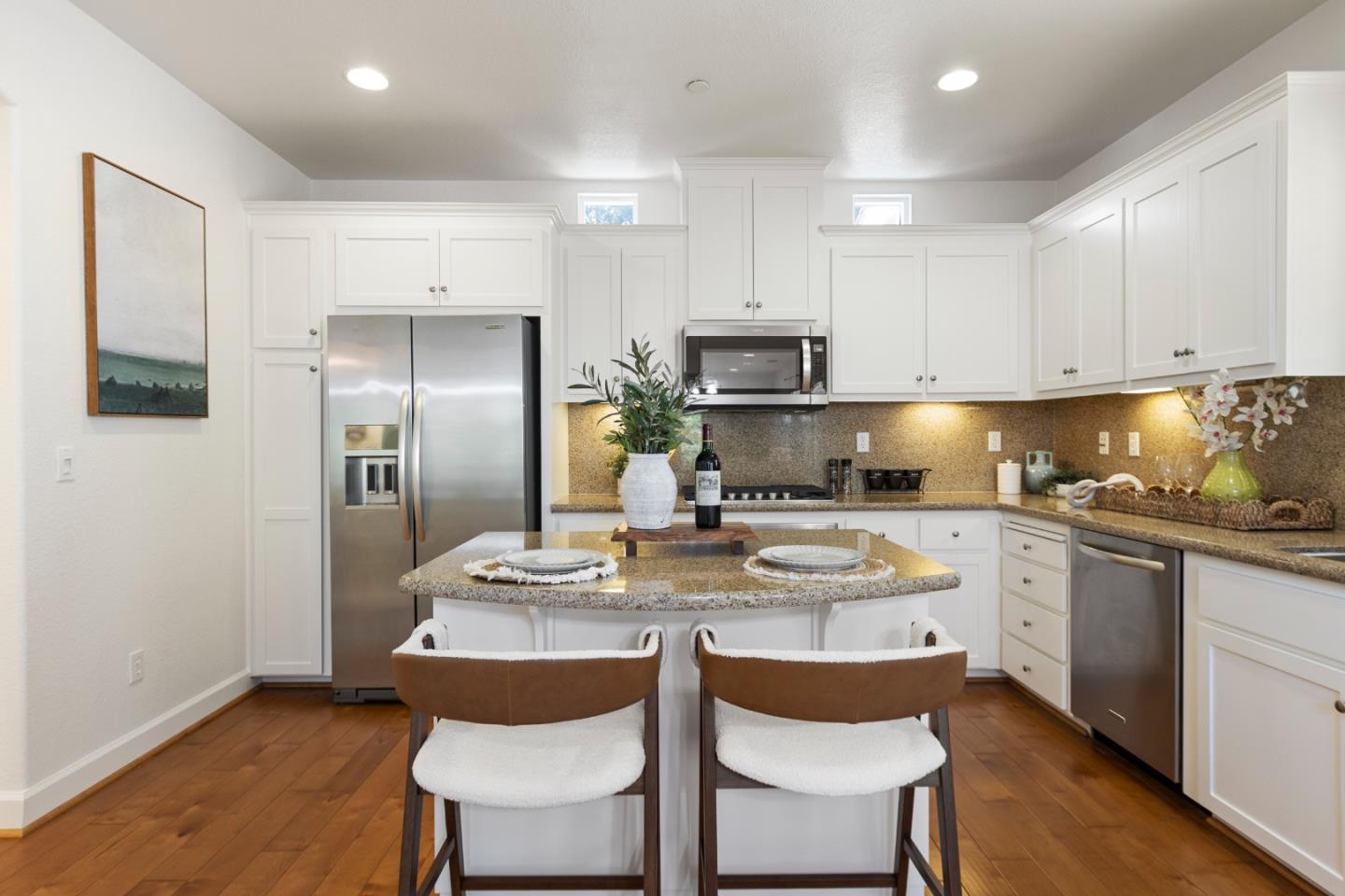 Detail Gallery Image 31 of 60 For 211 Okeefe Way, Mountain View,  CA 94041 - 3 Beds | 3/1 Baths