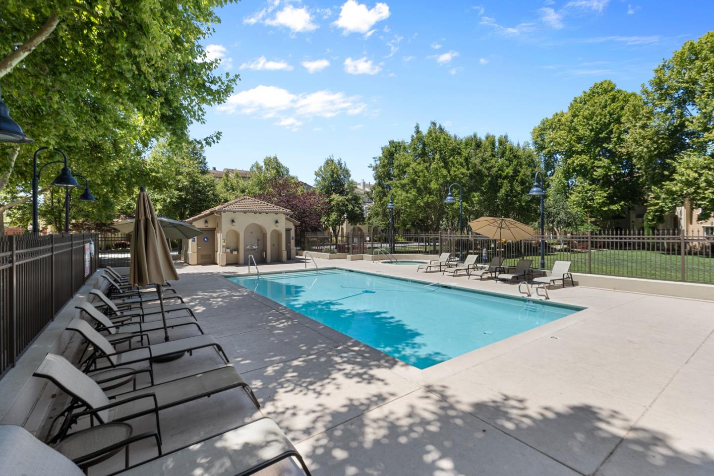 Detail Gallery Image 57 of 60 For 211 Okeefe Way, Mountain View,  CA 94041 - 3 Beds | 3/1 Baths