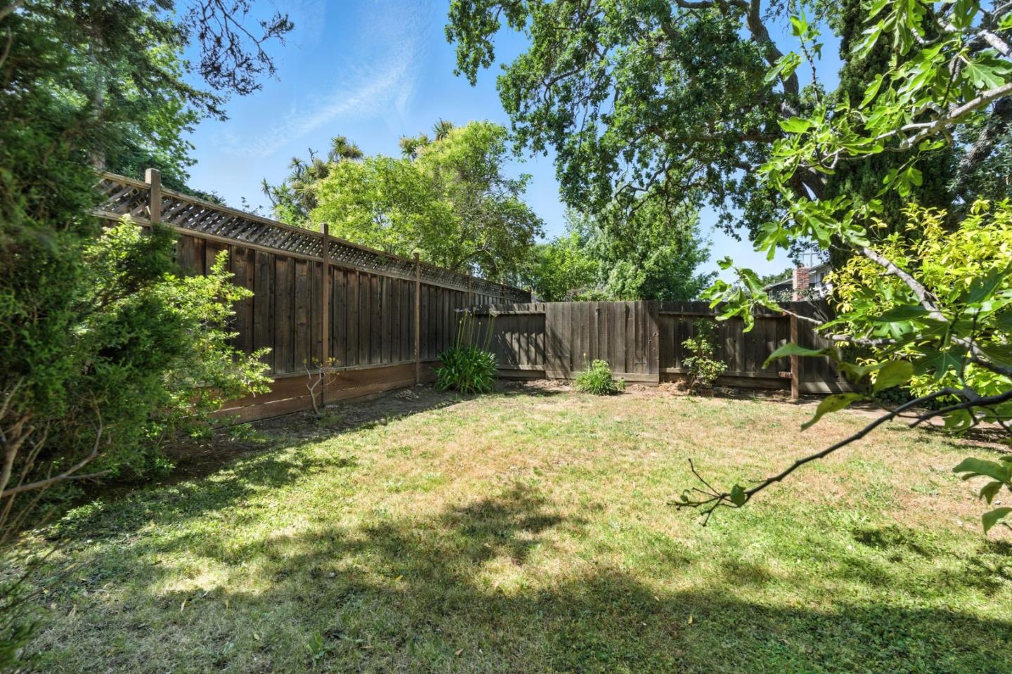 Detail Gallery Image 33 of 38 For 214 Timothy Dr, San Carlos,  CA 94070 - 3 Beds | 2/1 Baths