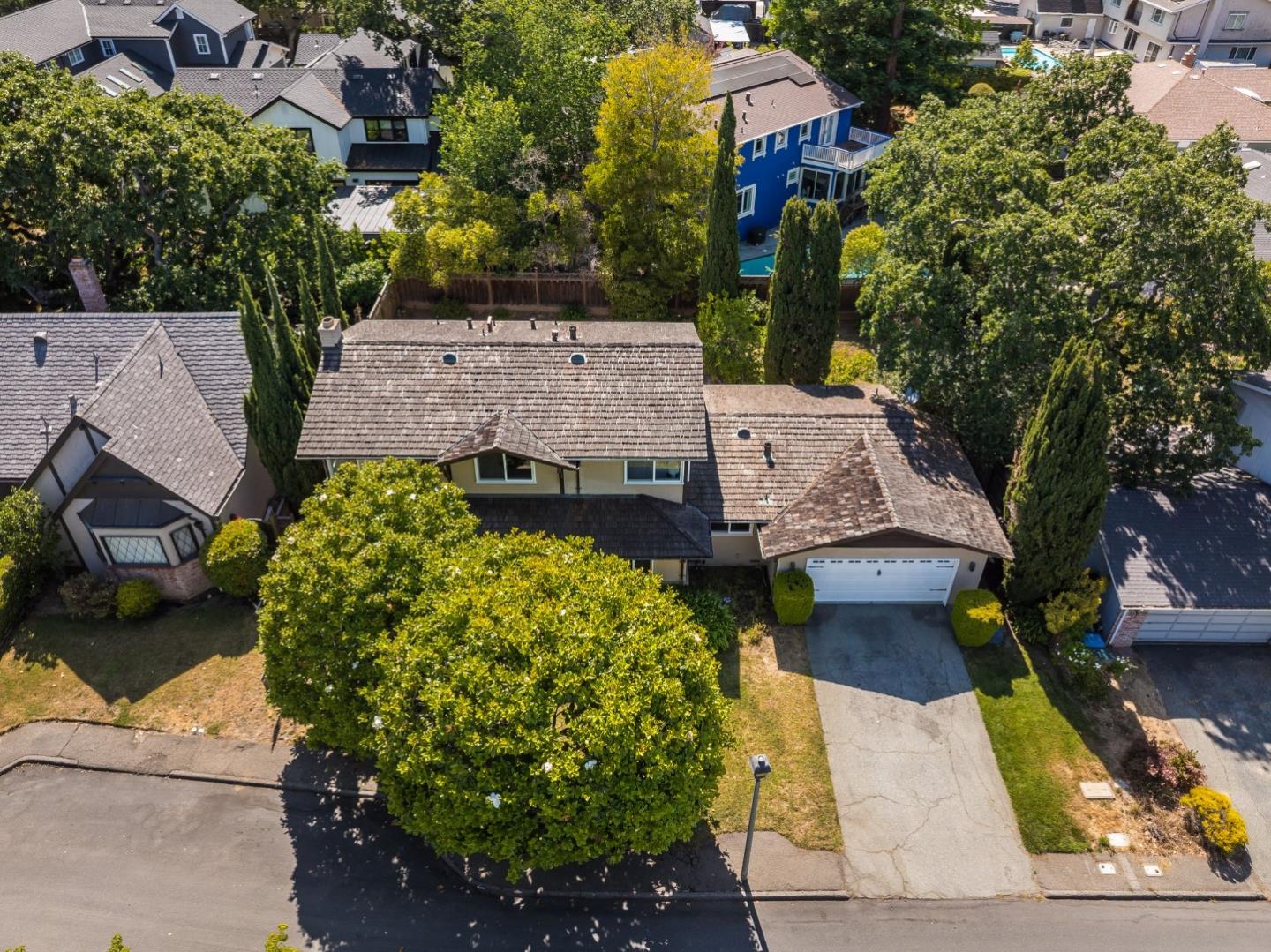 Detail Gallery Image 35 of 38 For 214 Timothy Dr, San Carlos,  CA 94070 - 3 Beds | 2/1 Baths