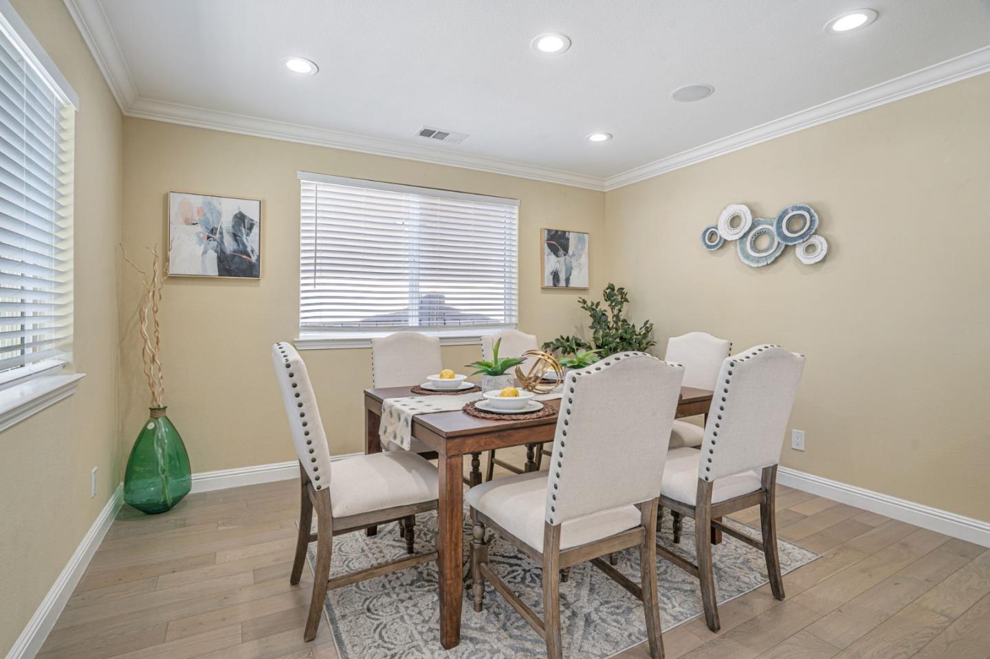 Detail Gallery Image 9 of 35 For 1435 Mardan Dr, San Jose,  CA 95132 - 4 Beds | 3 Baths