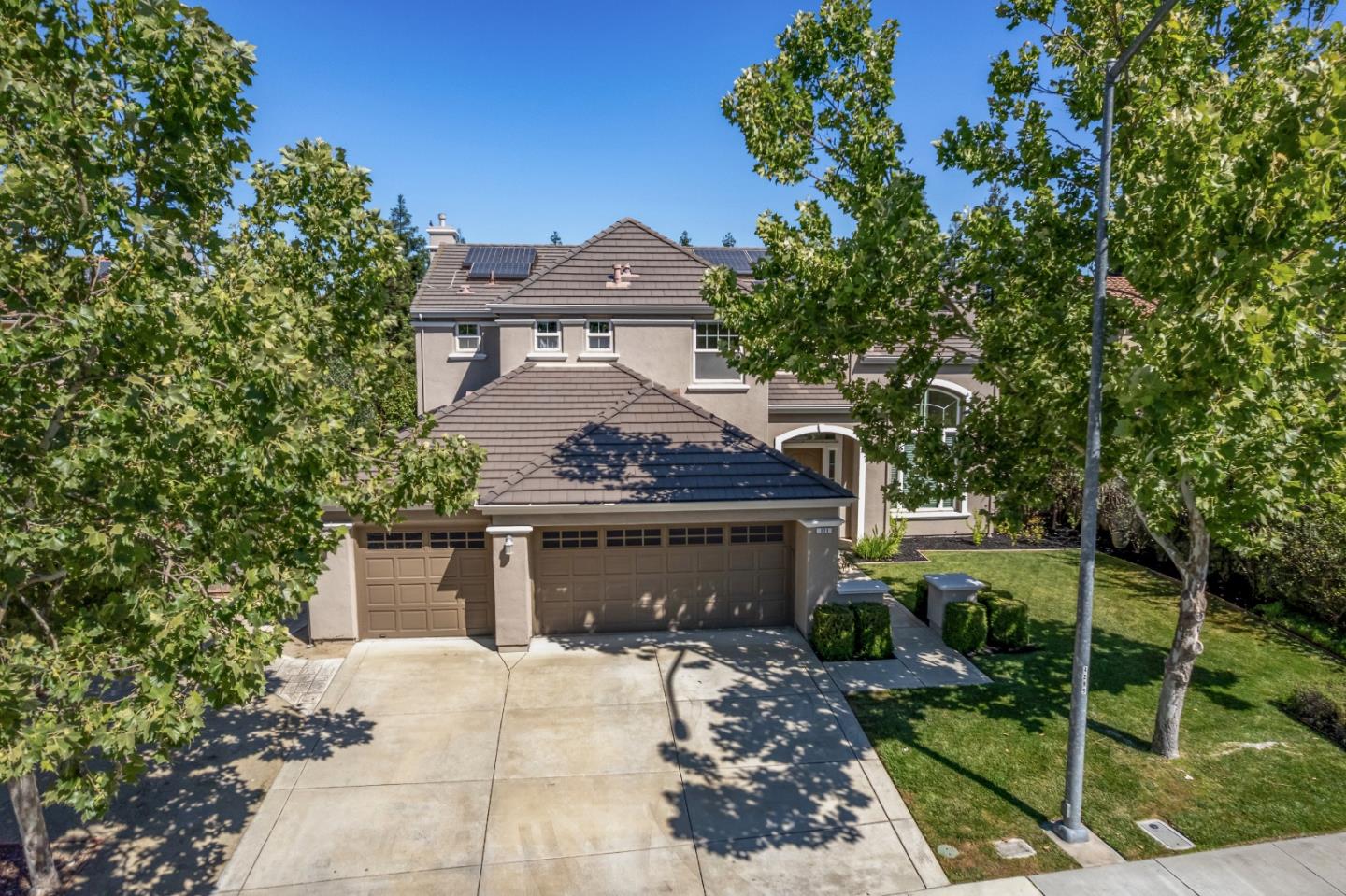 Detail Gallery Image 3 of 40 For 171 Coriander Ave, Morgan Hill,  CA 95037 - 4 Beds | 3/1 Baths