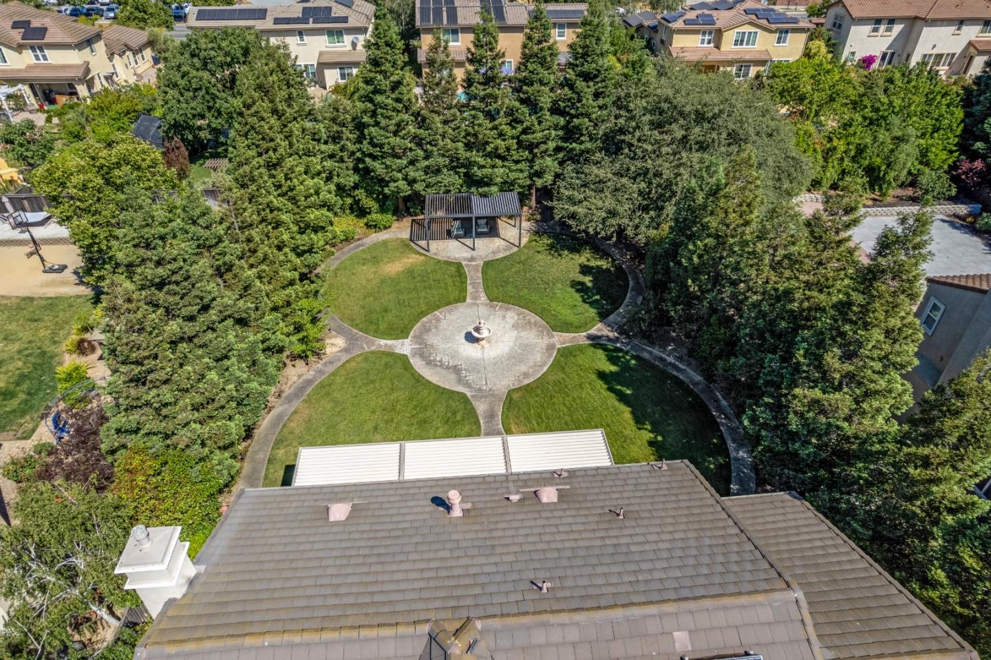 Detail Gallery Image 9 of 40 For 171 Coriander Ave, Morgan Hill,  CA 95037 - 4 Beds | 3/1 Baths