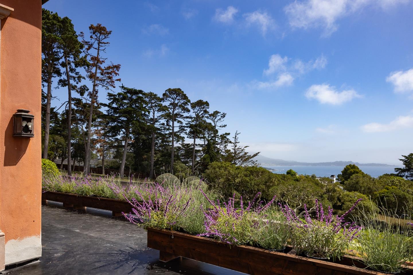Detail Gallery Image 11 of 37 For 3190 Del Ciervo Rd, Pebble Beach,  CA 93953 - 7 Beds | 5/3 Baths