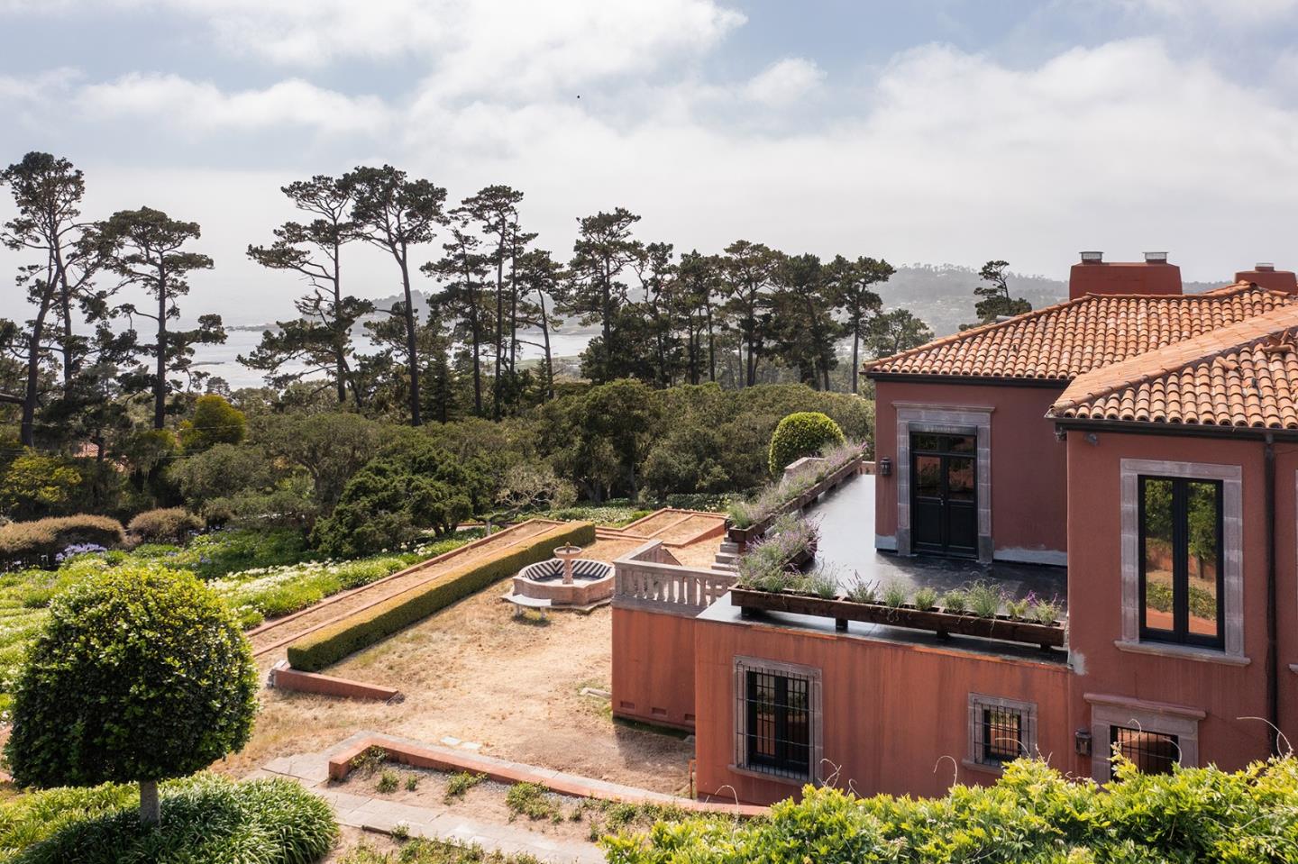 Detail Gallery Image 2 of 37 For 3190 Del Ciervo Rd, Pebble Beach,  CA 93953 - 7 Beds | 5/3 Baths