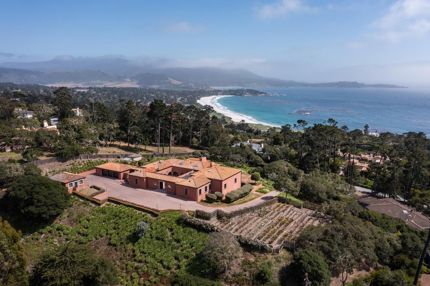 Detail Gallery Image 3 of 37 For 3190 Del Ciervo Rd, Pebble Beach,  CA 93953 - 7 Beds | 5/3 Baths