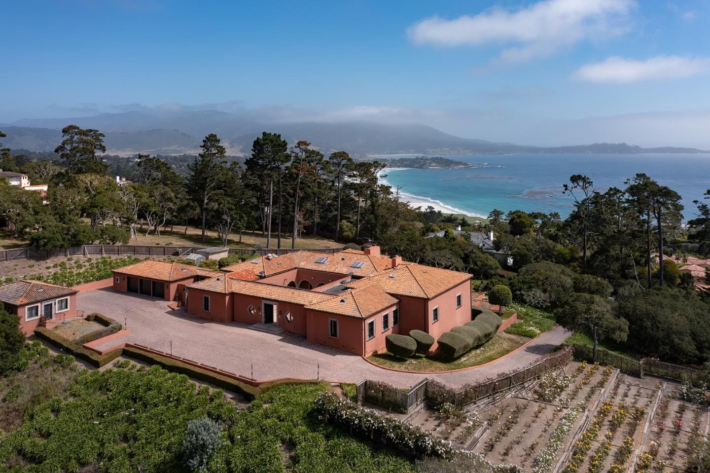Detail Gallery Image 35 of 37 For 3190 Del Ciervo Rd, Pebble Beach,  CA 93953 - 7 Beds | 5/3 Baths