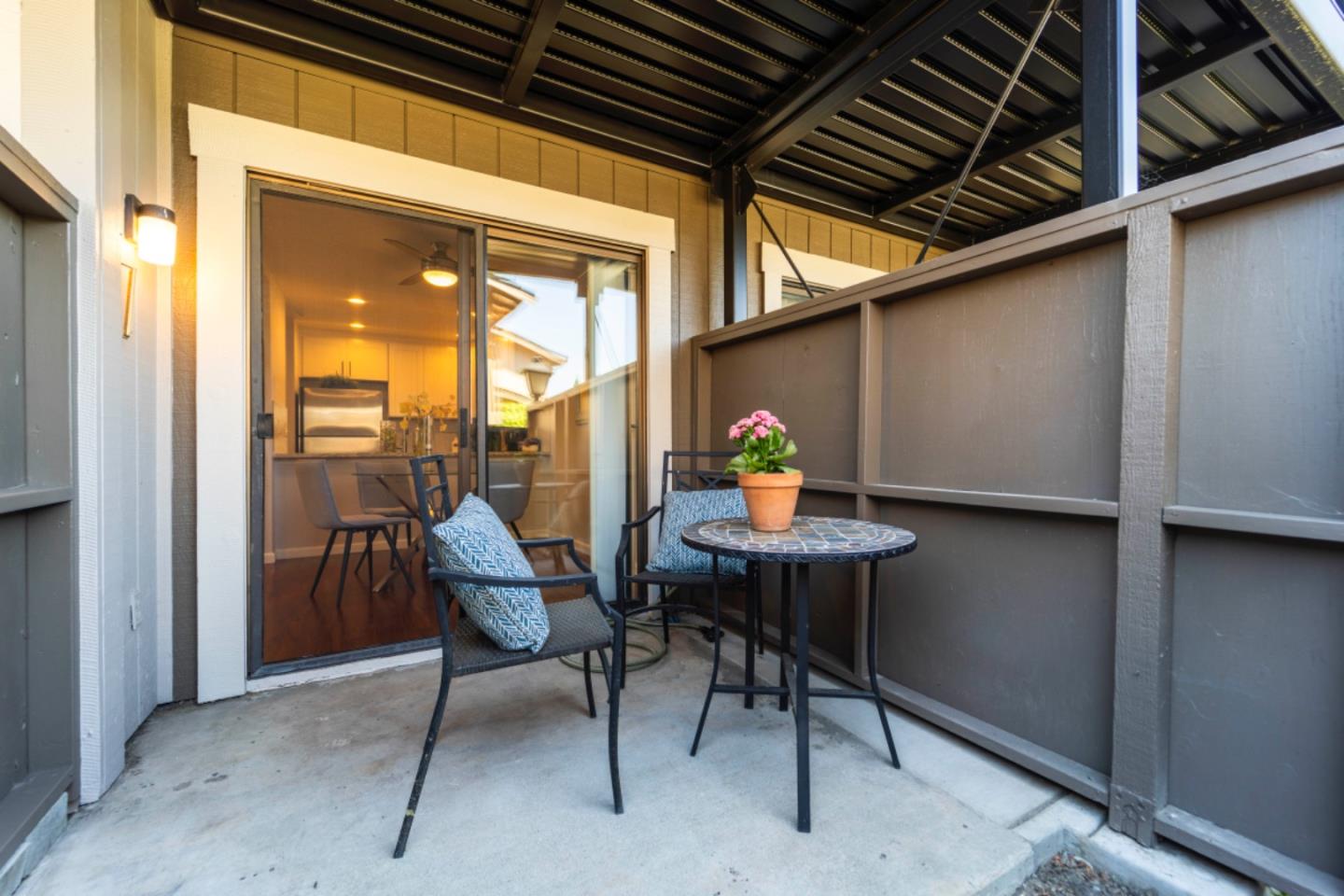 Detail Gallery Image 23 of 30 For 231 Galano Plz, Union City,  CA 94587 - 2 Beds | 2 Baths