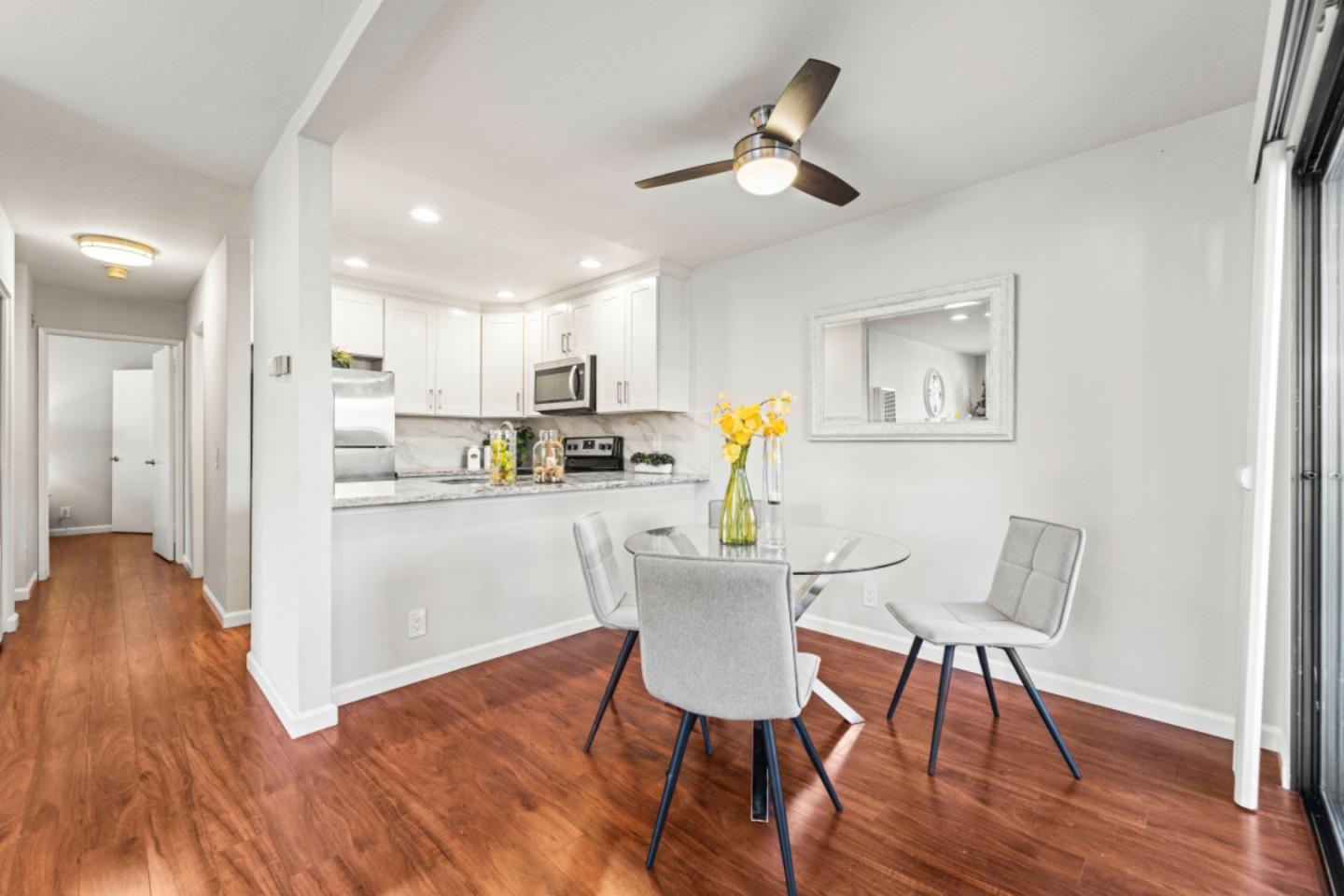 Detail Gallery Image 6 of 30 For 231 Galano Plz, Union City,  CA 94587 - 2 Beds | 2 Baths