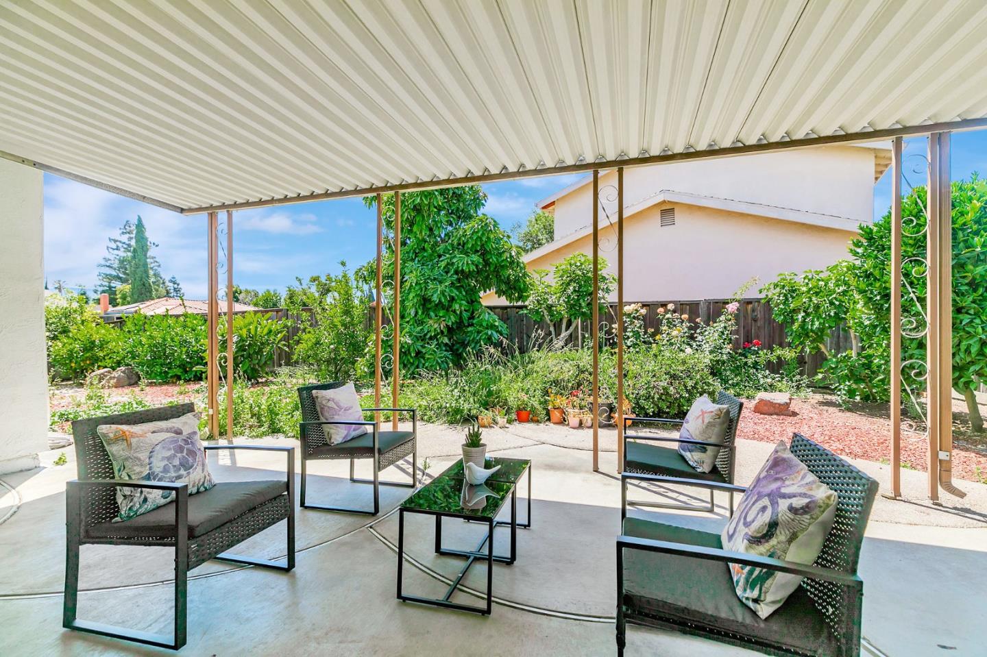 Detail Gallery Image 19 of 25 For 5191 Barron Park Dr, San Jose,  CA 95136 - 4 Beds | 2 Baths