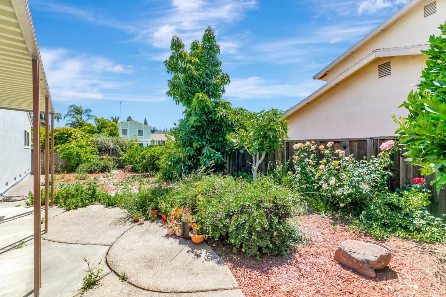 Detail Gallery Image 21 of 25 For 5191 Barron Park Dr, San Jose,  CA 95136 - 4 Beds | 2 Baths