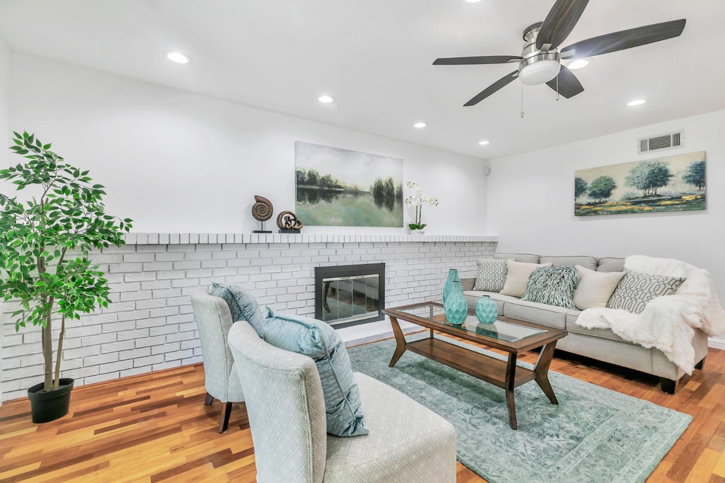 Detail Gallery Image 4 of 25 For 5191 Barron Park Dr, San Jose,  CA 95136 - 4 Beds | 2 Baths