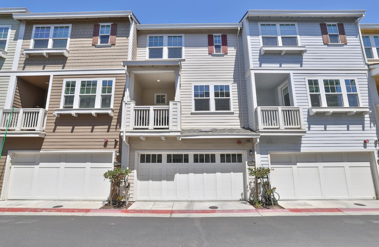Detail Gallery Image 18 of 20 For 3917 Pyramid Way, Mountain View,  CA 94043 - 2 Beds | 2/1 Baths