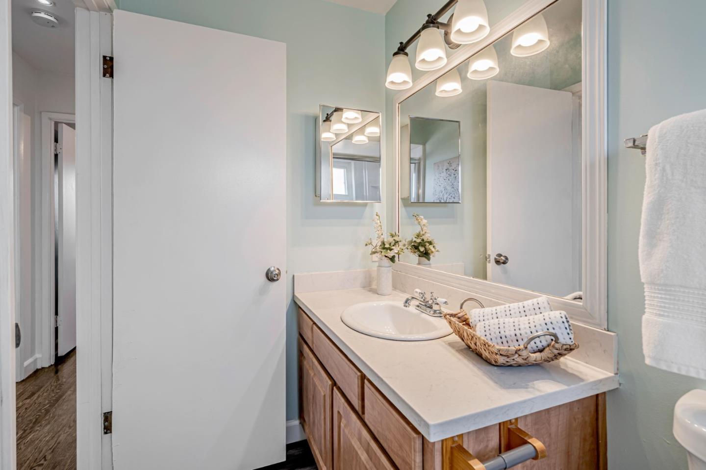 Detail Gallery Image 27 of 42 For 1351 Admire Ct, Milpitas,  CA 95035 - 4 Beds | 2 Baths