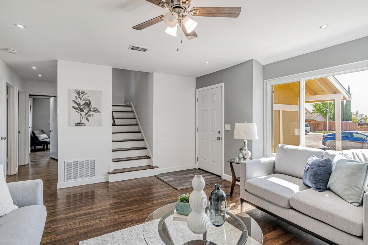 Detail Gallery Image 8 of 42 For 1351 Admire Ct, Milpitas,  CA 95035 - 4 Beds | 2 Baths