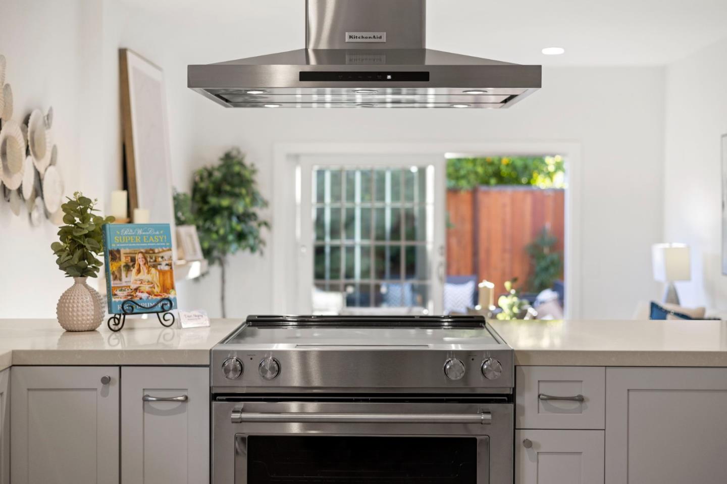 Detail Gallery Image 26 of 120 For 626 Harvester Dr, Foster City,  CA 94404 - 4 Beds | 2 Baths