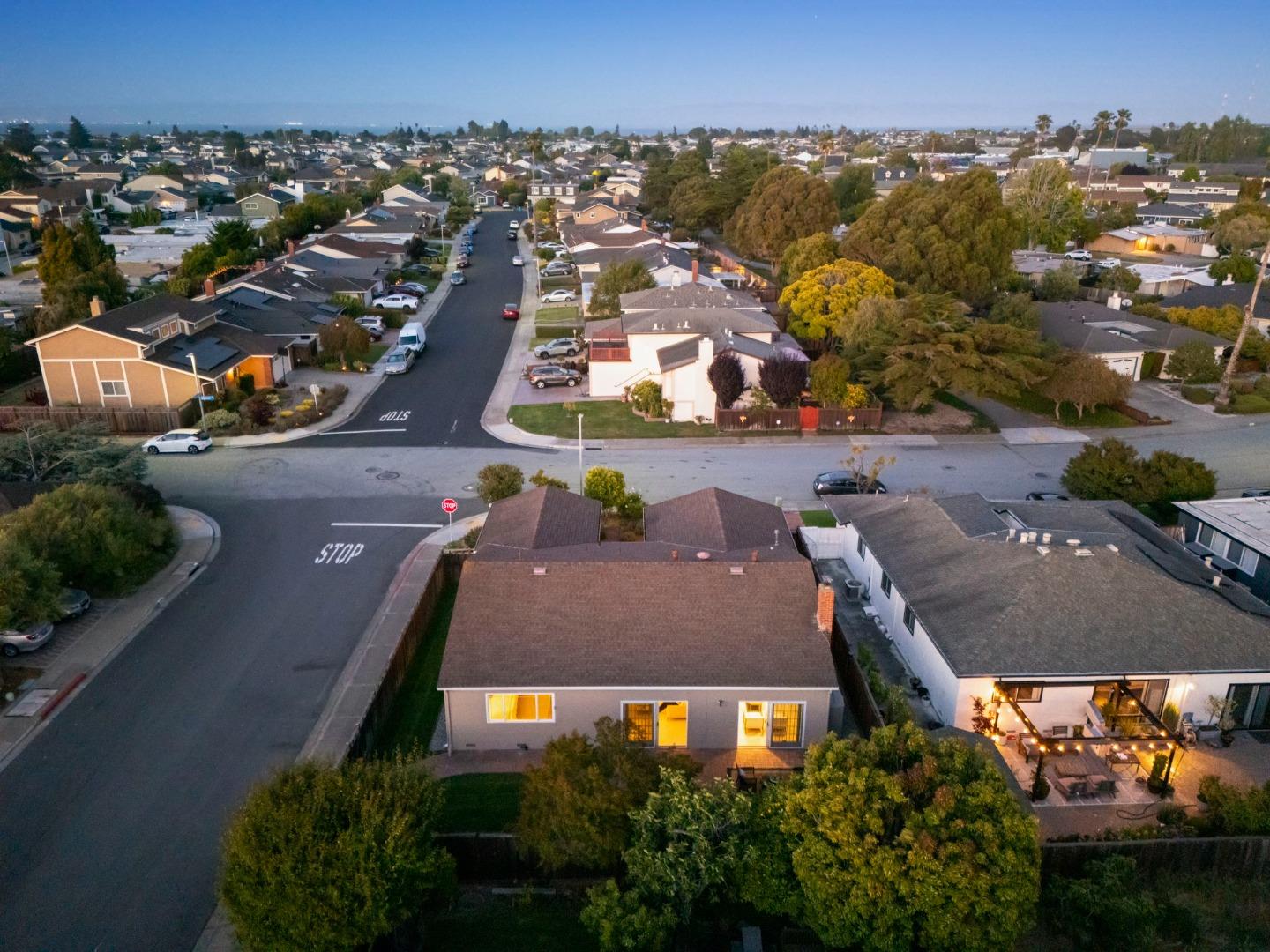 Detail Gallery Image 83 of 120 For 626 Harvester Dr, Foster City,  CA 94404 - 4 Beds | 2 Baths