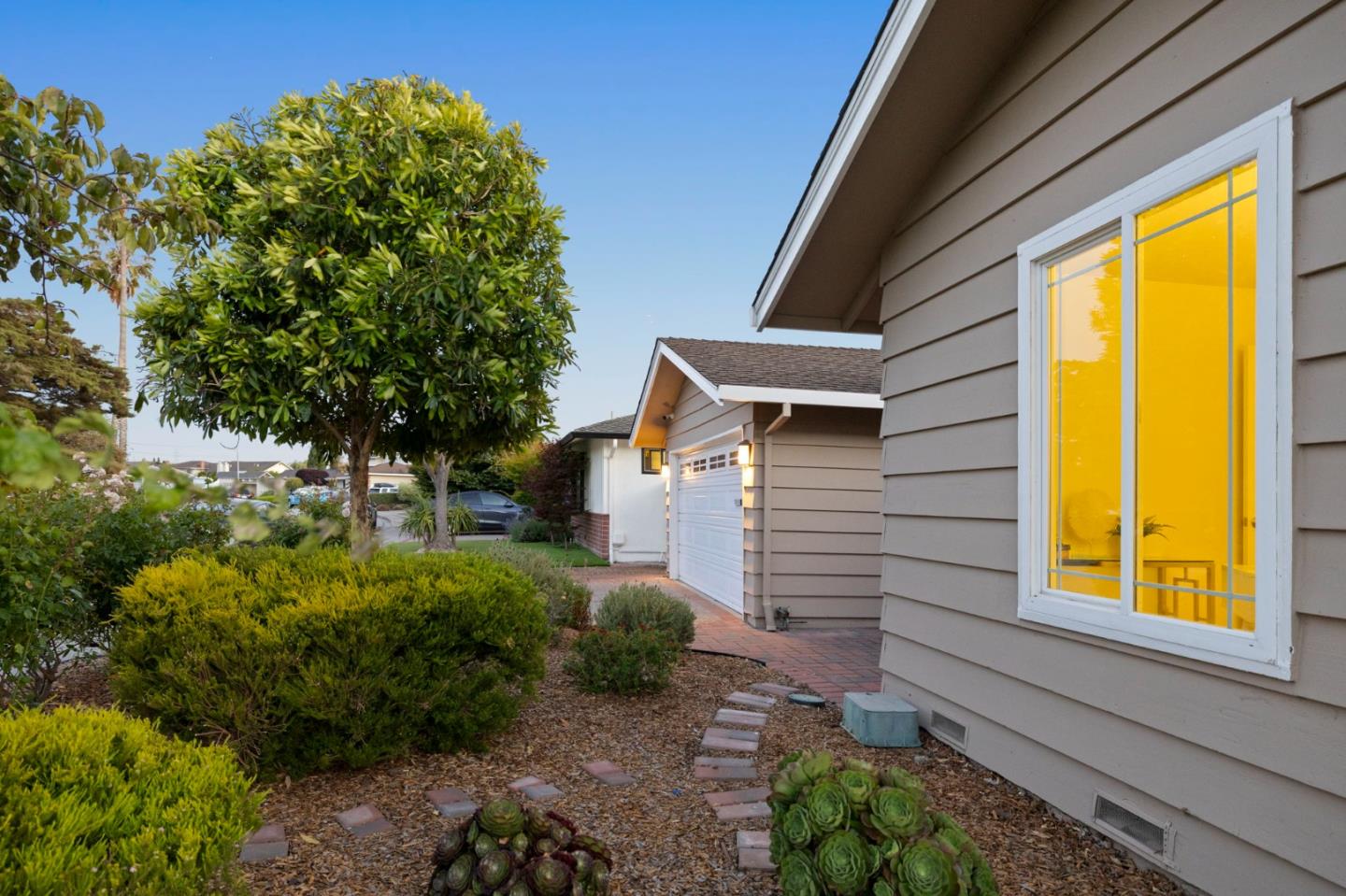 Detail Gallery Image 84 of 120 For 626 Harvester Dr, Foster City,  CA 94404 - 4 Beds | 2 Baths