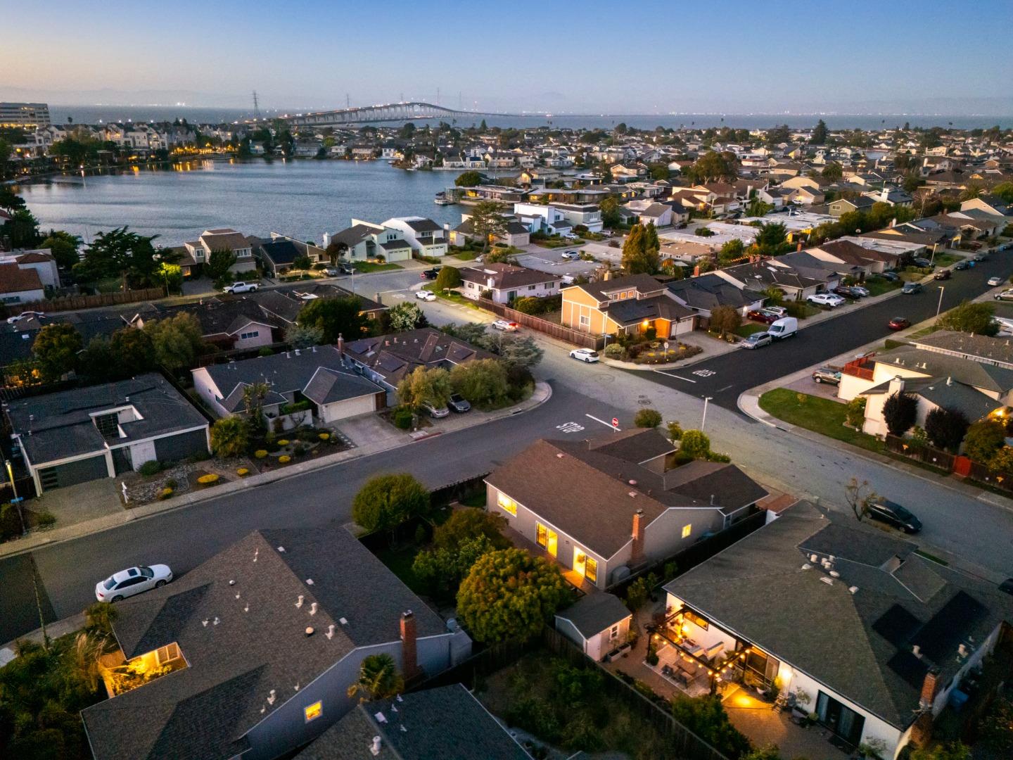 Detail Gallery Image 85 of 120 For 626 Harvester Dr, Foster City,  CA 94404 - 4 Beds | 2 Baths
