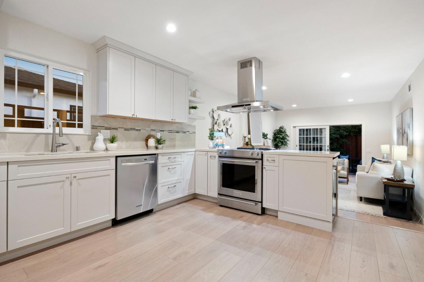 Detail Gallery Image 90 of 120 For 626 Harvester Dr, Foster City,  CA 94404 - 4 Beds | 2 Baths