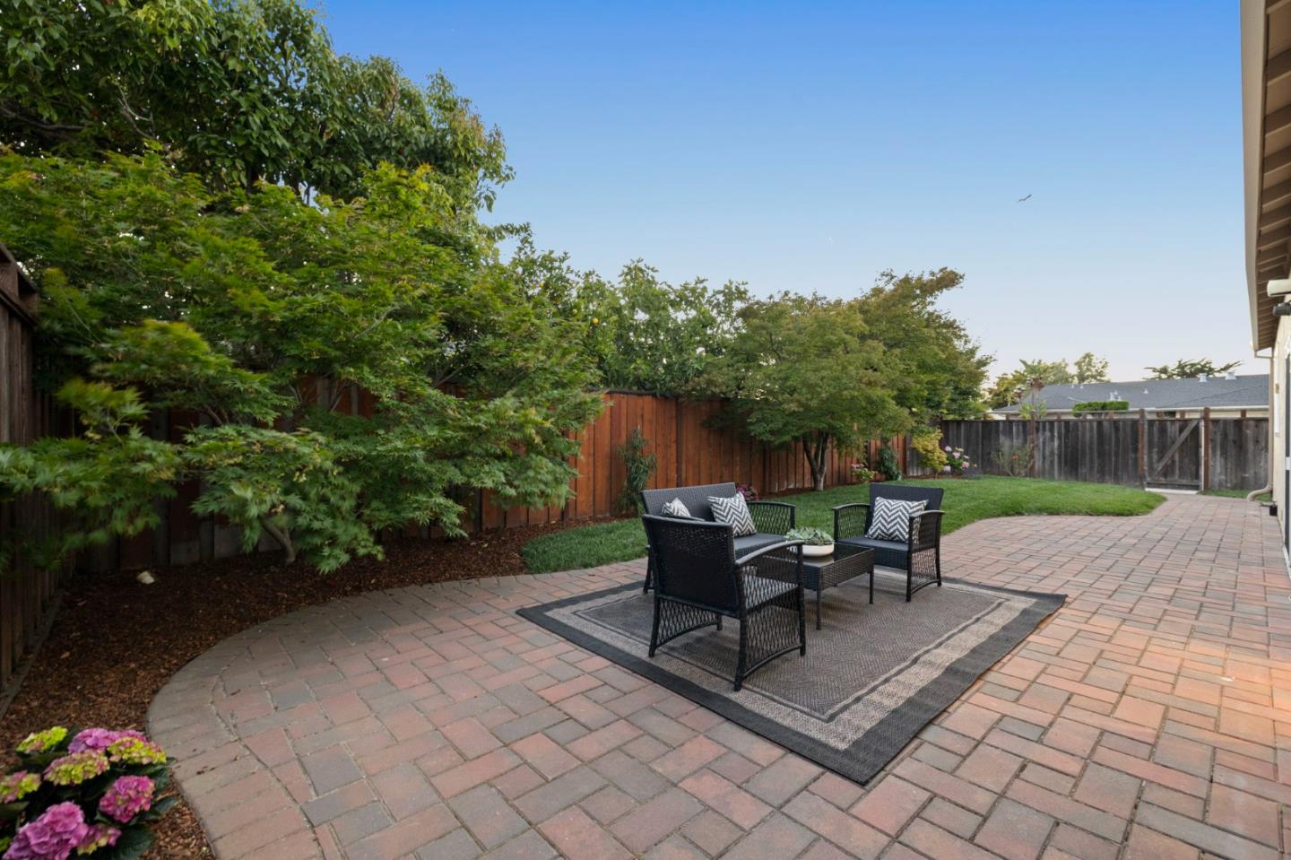 Detail Gallery Image 94 of 120 For 626 Harvester Dr, Foster City,  CA 94404 - 4 Beds | 2 Baths