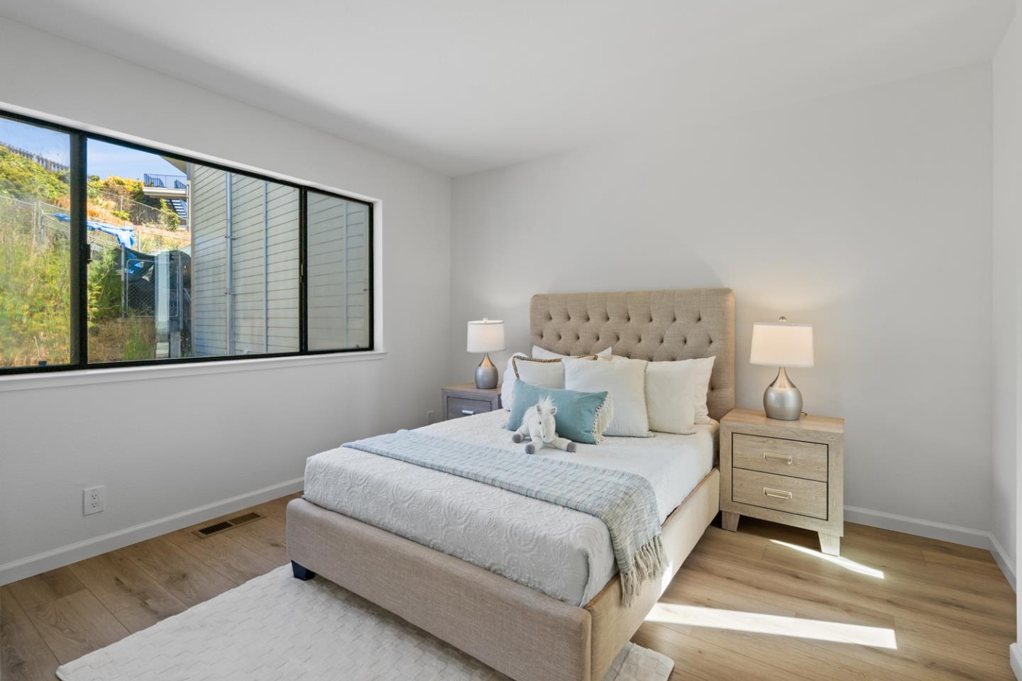 Detail Gallery Image 11 of 26 For 97 Santa Barbara Ave, Daly City,  CA 94014 - 3 Beds | 2/1 Baths
