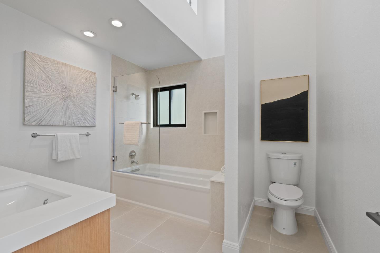 Detail Gallery Image 19 of 26 For 97 Santa Barbara Ave, Daly City,  CA 94014 - 3 Beds | 2/1 Baths