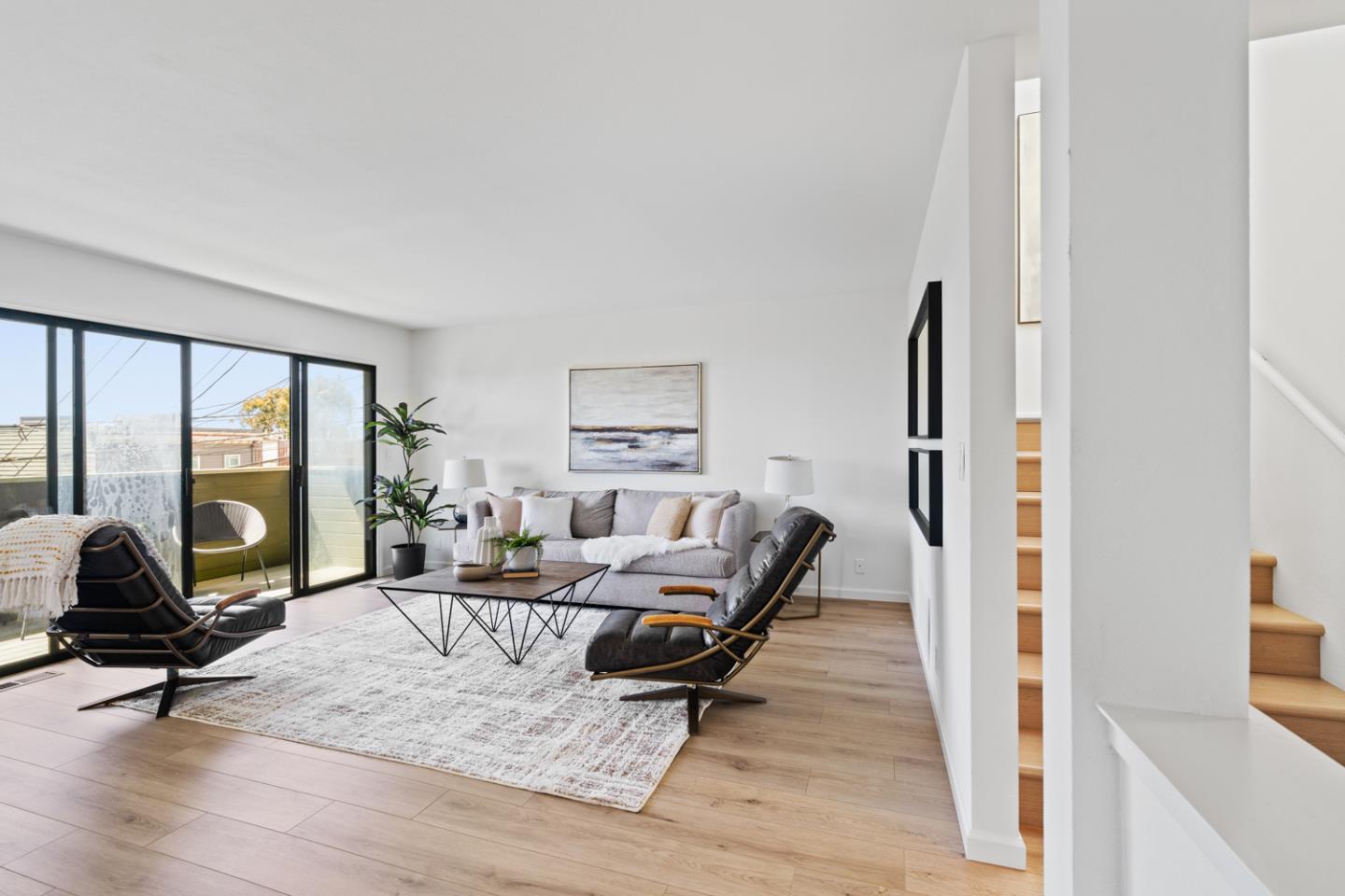 Detail Gallery Image 2 of 26 For 97 Santa Barbara Ave, Daly City,  CA 94014 - 3 Beds | 2/1 Baths
