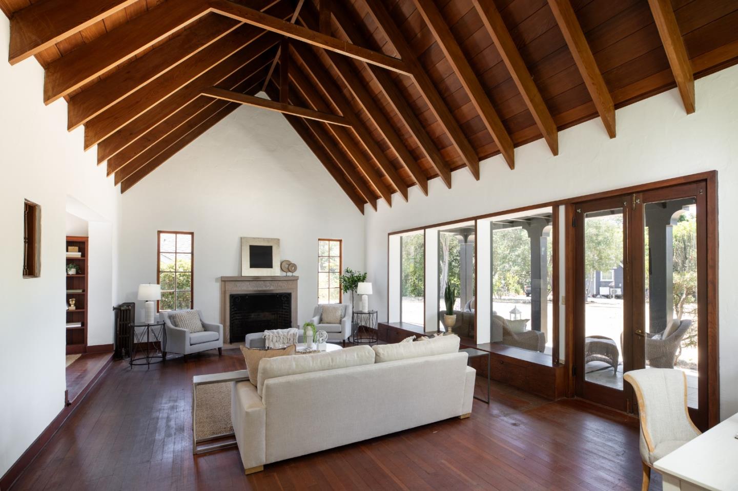 Detail Gallery Image 4 of 25 For 13888 Fremont Pines Ln, Los Altos Hills,  CA 94022 - 4 Beds | 3 Baths