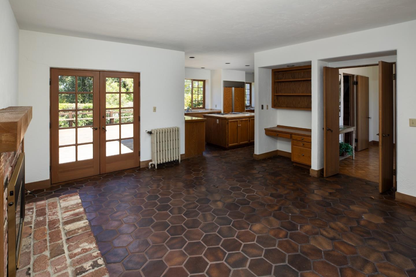 Detail Gallery Image 9 of 25 For 13888 Fremont Pines Ln, Los Altos Hills,  CA 94022 - 4 Beds | 3 Baths