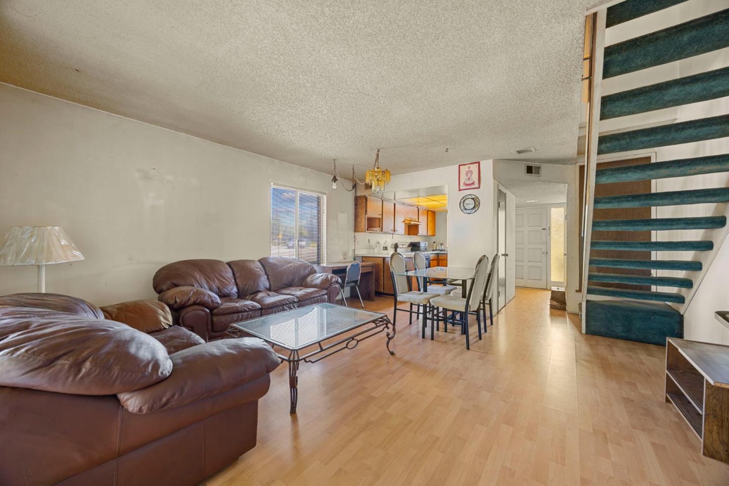 Detail Gallery Image 6 of 21 For 3188 Landess Ave a,  San Jose,  CA 95132 - 3 Beds | 1/1 Baths
