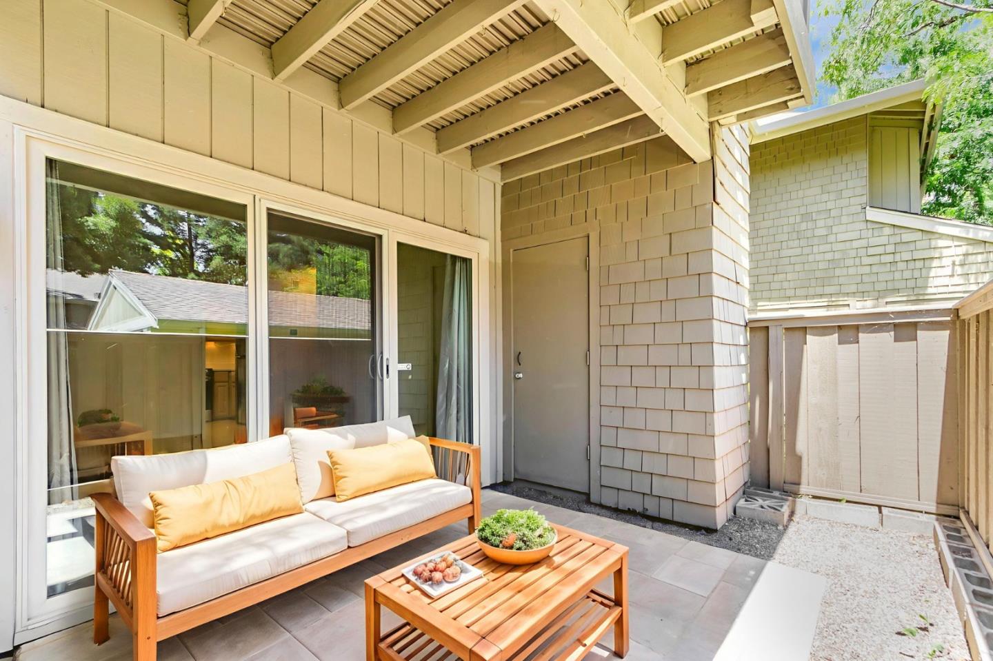 Detail Gallery Image 14 of 26 For 5703 Makati Cir #D,  San Jose,  CA 95123 - 2 Beds | 2 Baths