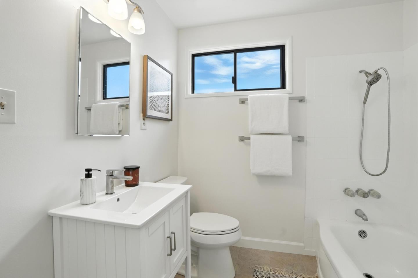 Detail Gallery Image 20 of 65 For 381 Granada Dr, South San Francisco,  CA 94080 - 3 Beds | 1/1 Baths
