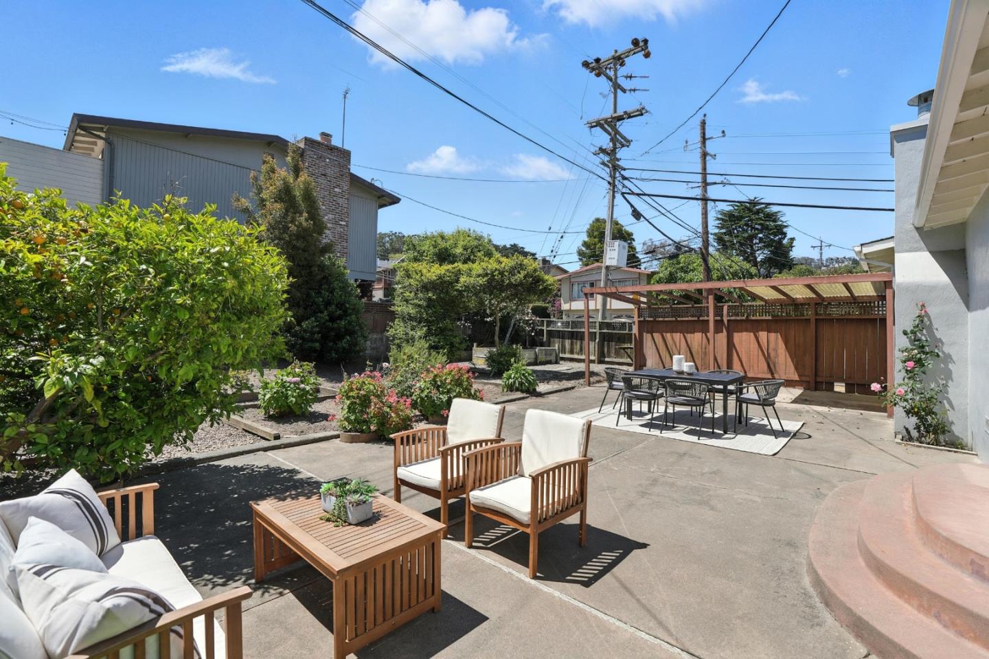 Detail Gallery Image 37 of 65 For 381 Granada Dr, South San Francisco,  CA 94080 - 3 Beds | 1/1 Baths