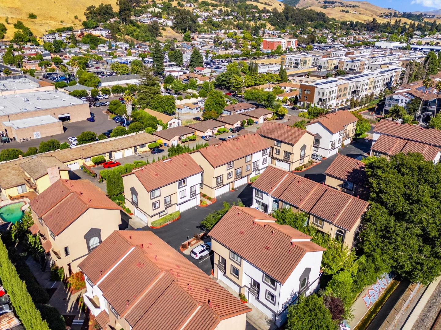 Detail Gallery Image 31 of 31 For 25118 Angelina Ln #20,  Hayward,  CA 94544 - 2 Beds | 2/1 Baths