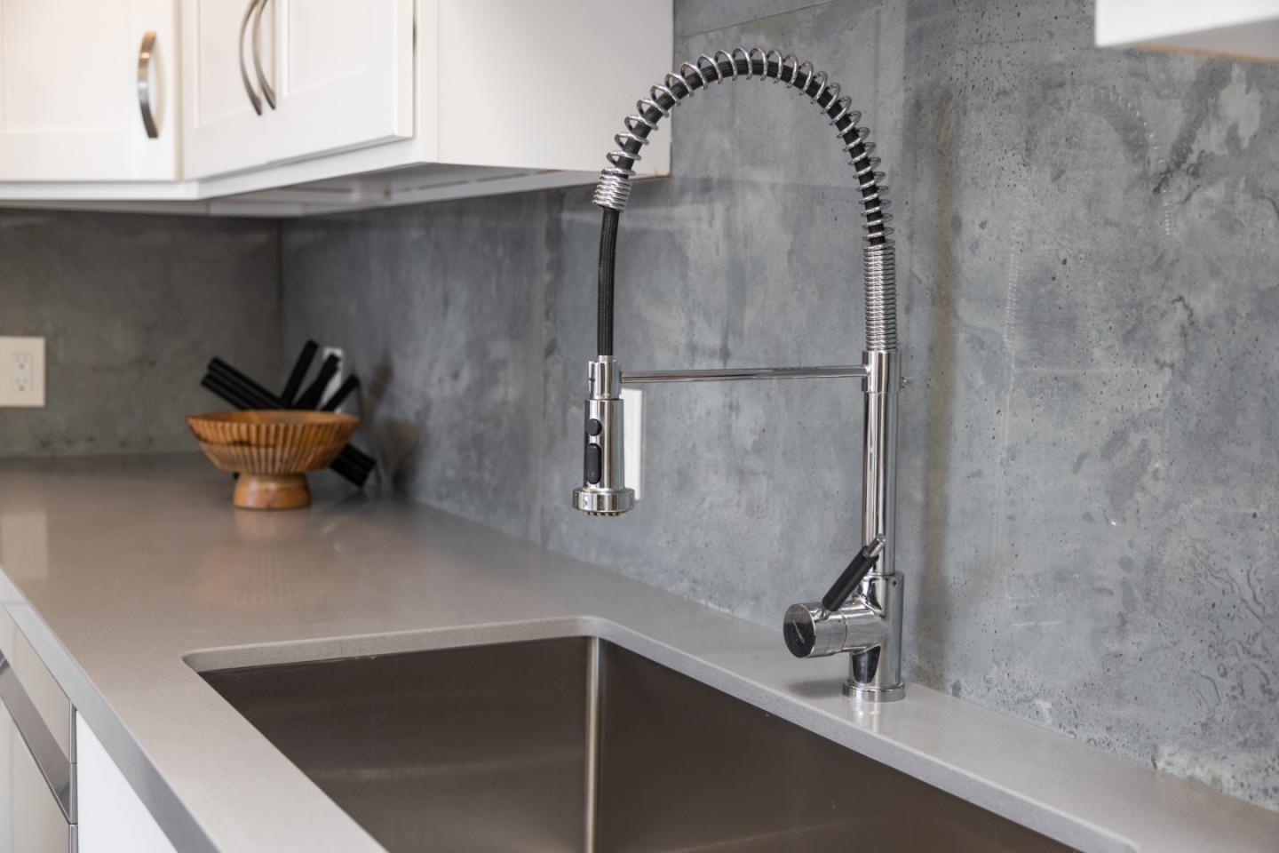 Detail Gallery Image 11 of 38 For 239 Monterey Rd, Pacifica,  CA 94044 - 3 Beds | 2 Baths