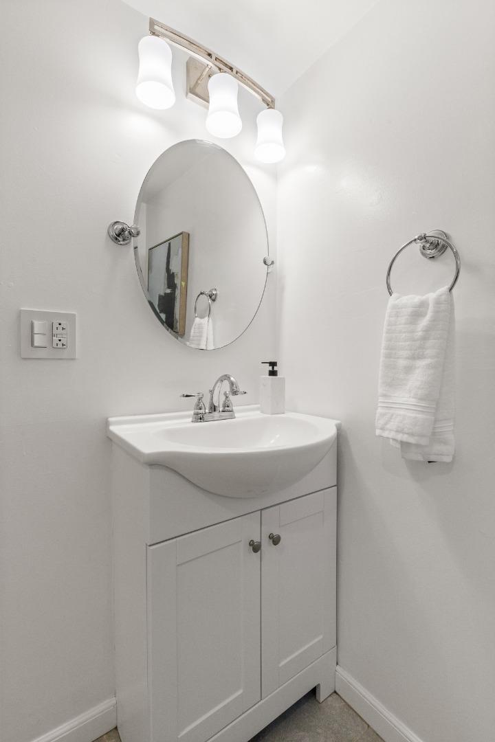 Detail Gallery Image 17 of 38 For 239 Monterey Rd, Pacifica,  CA 94044 - 3 Beds | 2 Baths