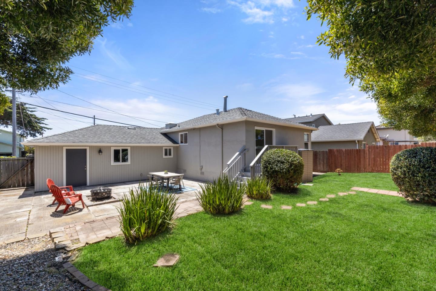 Detail Gallery Image 32 of 38 For 239 Monterey Rd, Pacifica,  CA 94044 - 3 Beds | 2 Baths