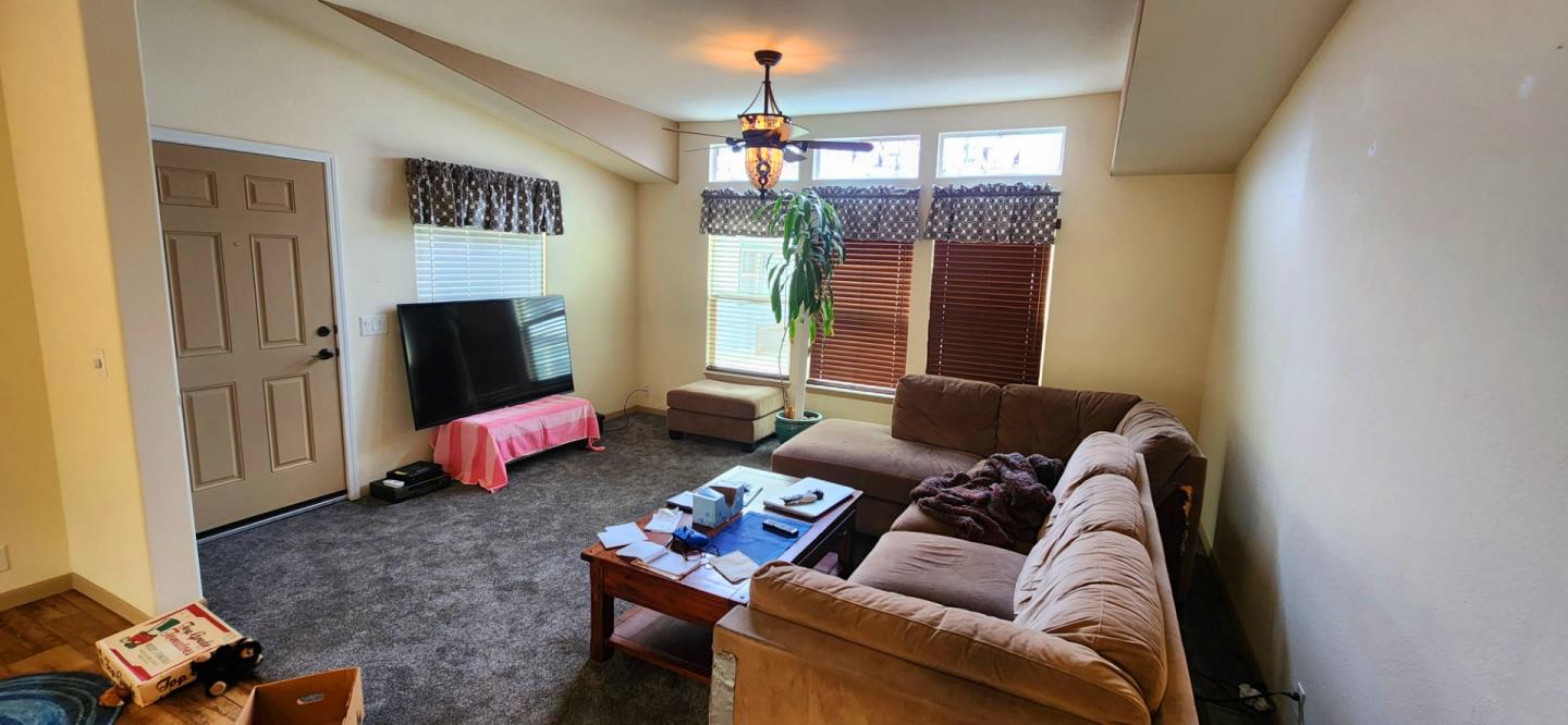 Detail Gallery Image 10 of 17 For 347 Carmel Ave #15,  Marina,  CA 93933 - 3 Beds | 2 Baths