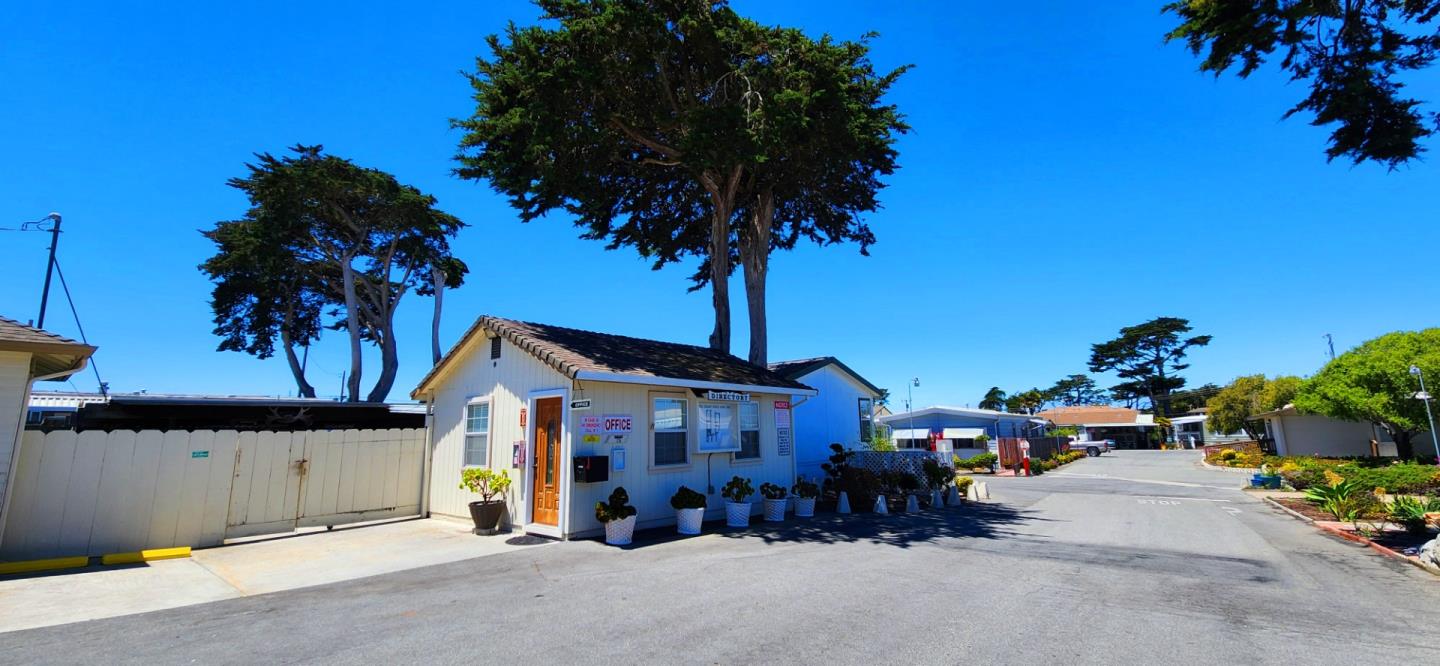Detail Gallery Image 16 of 17 For 347 Carmel Ave #15,  Marina,  CA 93933 - 3 Beds | 2 Baths