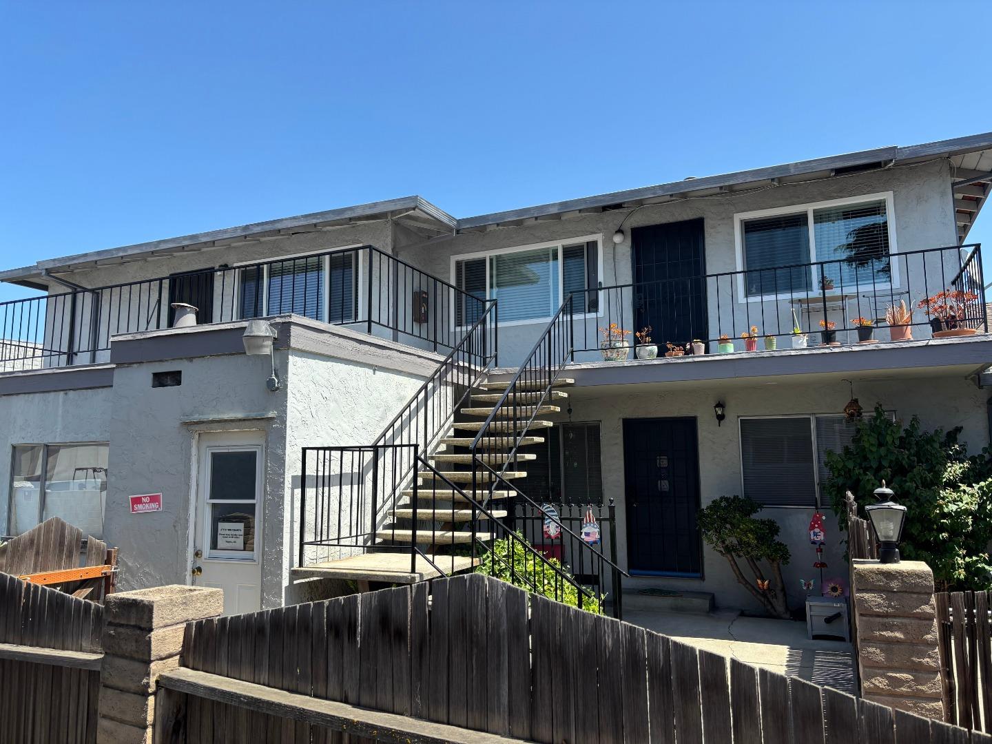 Detail Gallery Image 1 of 9 For 730 Harvard Ave #4,  Santa Clara,  CA 95051 - 2 Beds | 1 Baths