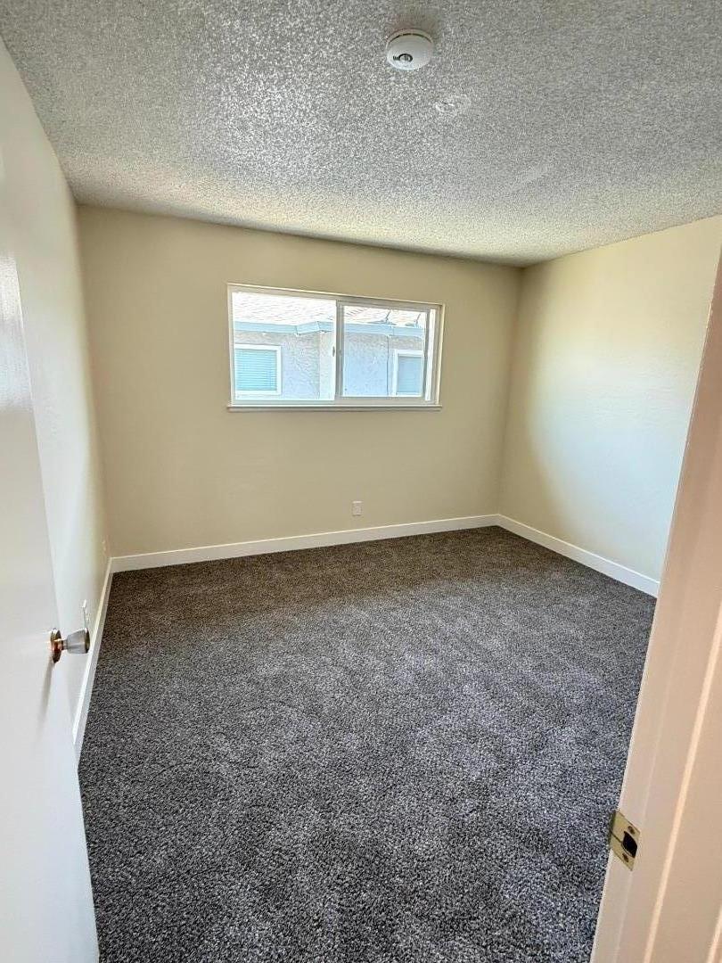 Detail Gallery Image 8 of 9 For 730 Harvard Ave #4,  Santa Clara,  CA 95051 - 2 Beds | 1 Baths