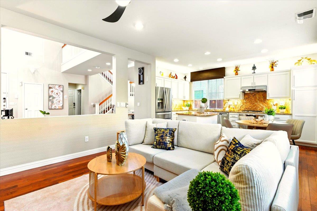 Detail Gallery Image 18 of 47 For 2168 Pettigrew Dr, San Jose,  CA 95148 - 3 Beds | 2/1 Baths
