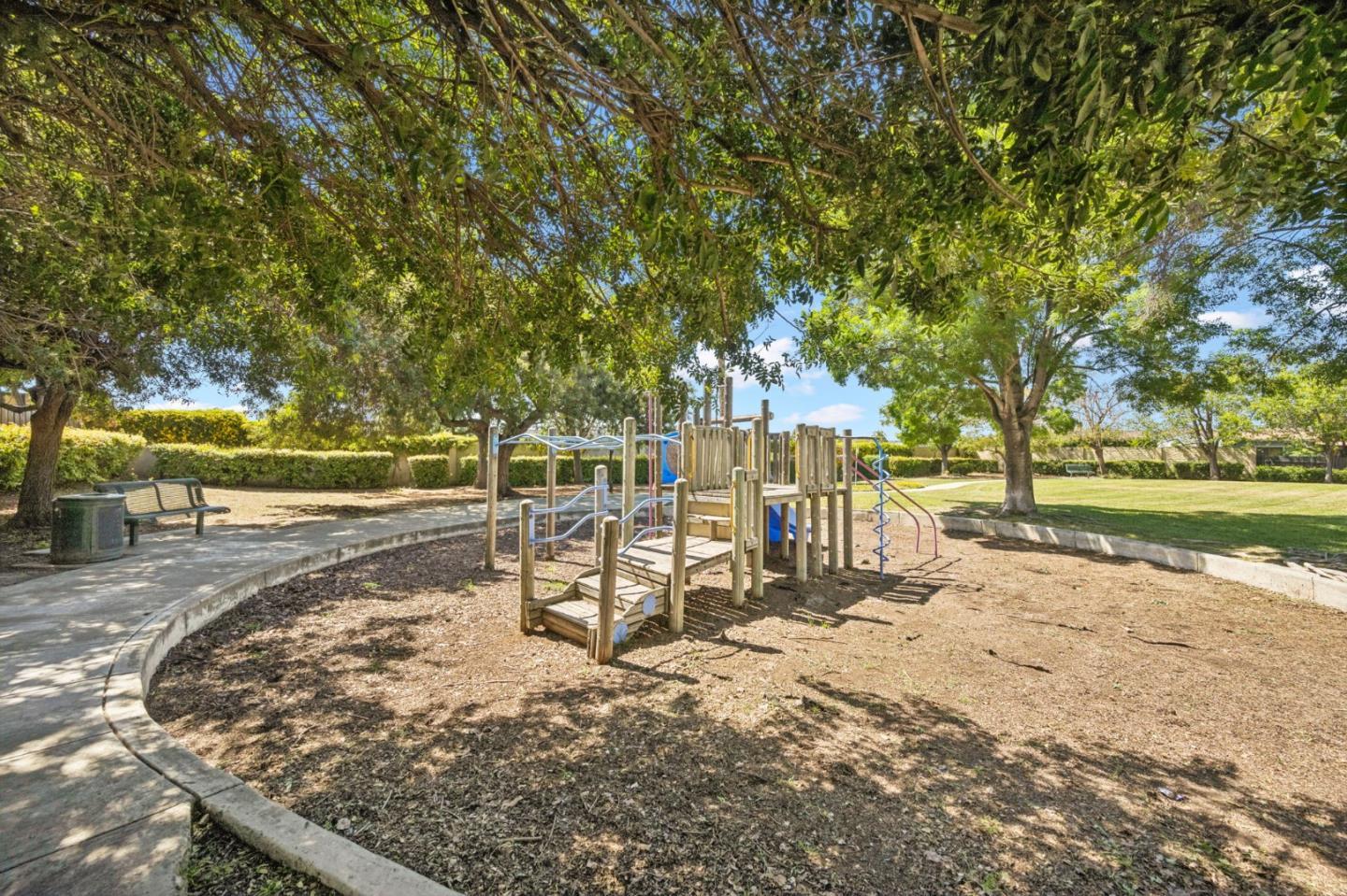 Detail Gallery Image 43 of 47 For 2168 Pettigrew Dr, San Jose,  CA 95148 - 3 Beds | 2/1 Baths