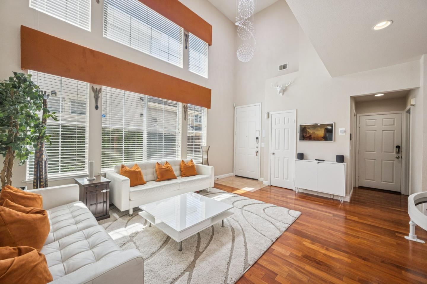 Detail Gallery Image 8 of 47 For 2168 Pettigrew Dr, San Jose,  CA 95148 - 3 Beds | 2/1 Baths