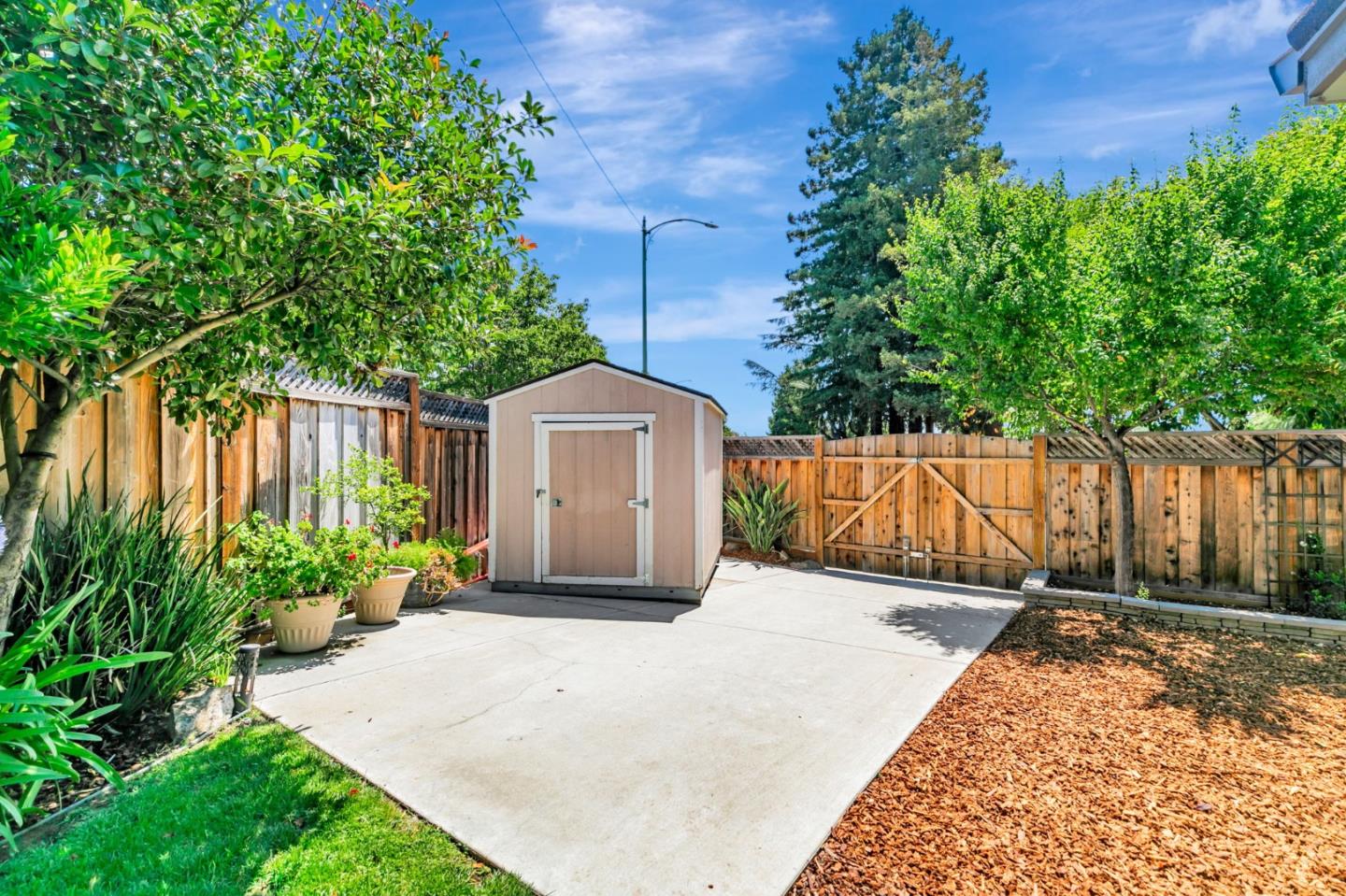 Detail Gallery Image 33 of 38 For 1351 Scossa Ave, San Jose,  CA 95118 - 4 Beds | 2 Baths