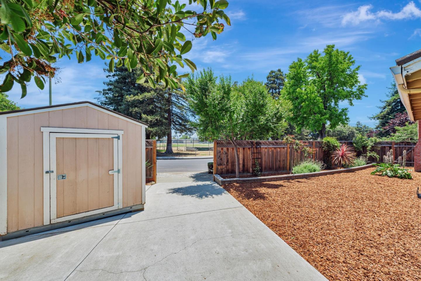 Detail Gallery Image 34 of 38 For 1351 Scossa Ave, San Jose,  CA 95118 - 4 Beds | 2 Baths