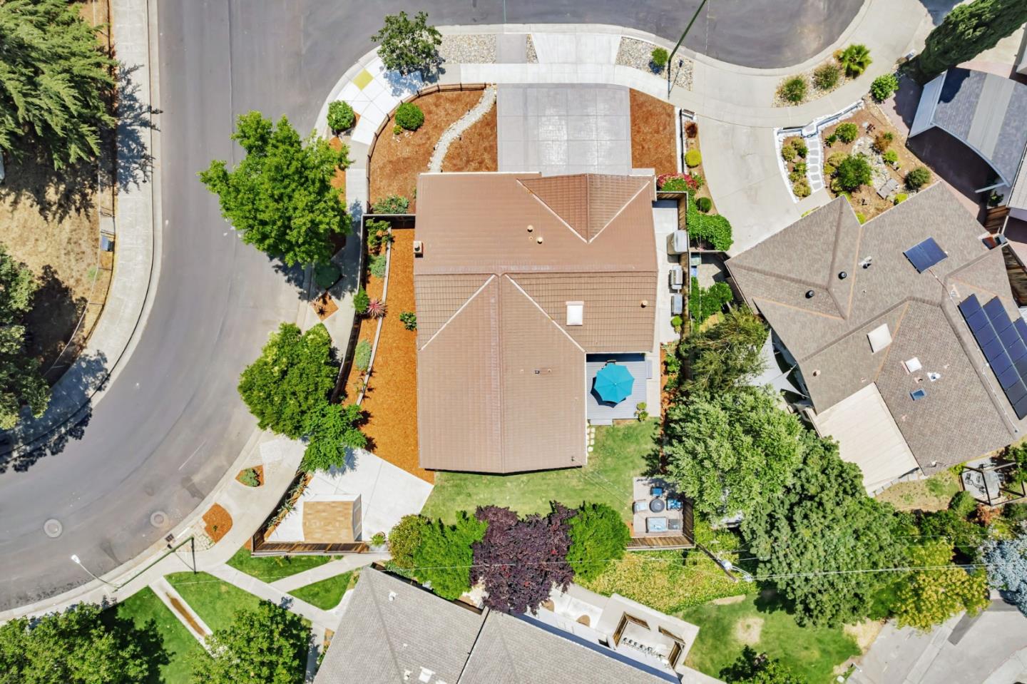 Detail Gallery Image 38 of 38 For 1351 Scossa Ave, San Jose,  CA 95118 - 4 Beds | 2 Baths