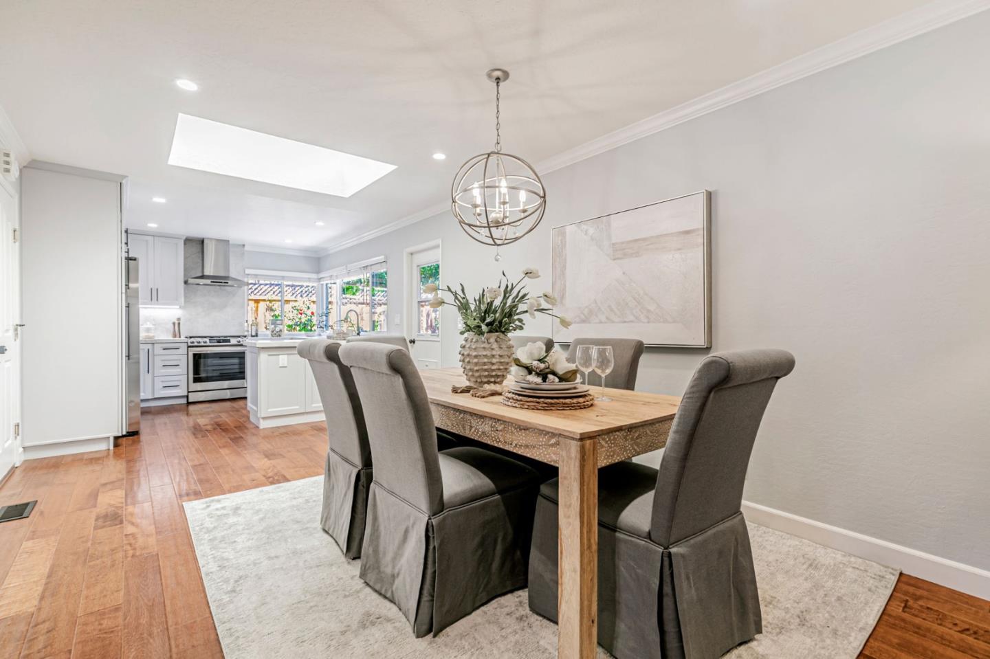 Detail Gallery Image 4 of 38 For 1351 Scossa Ave, San Jose,  CA 95118 - 4 Beds | 2 Baths