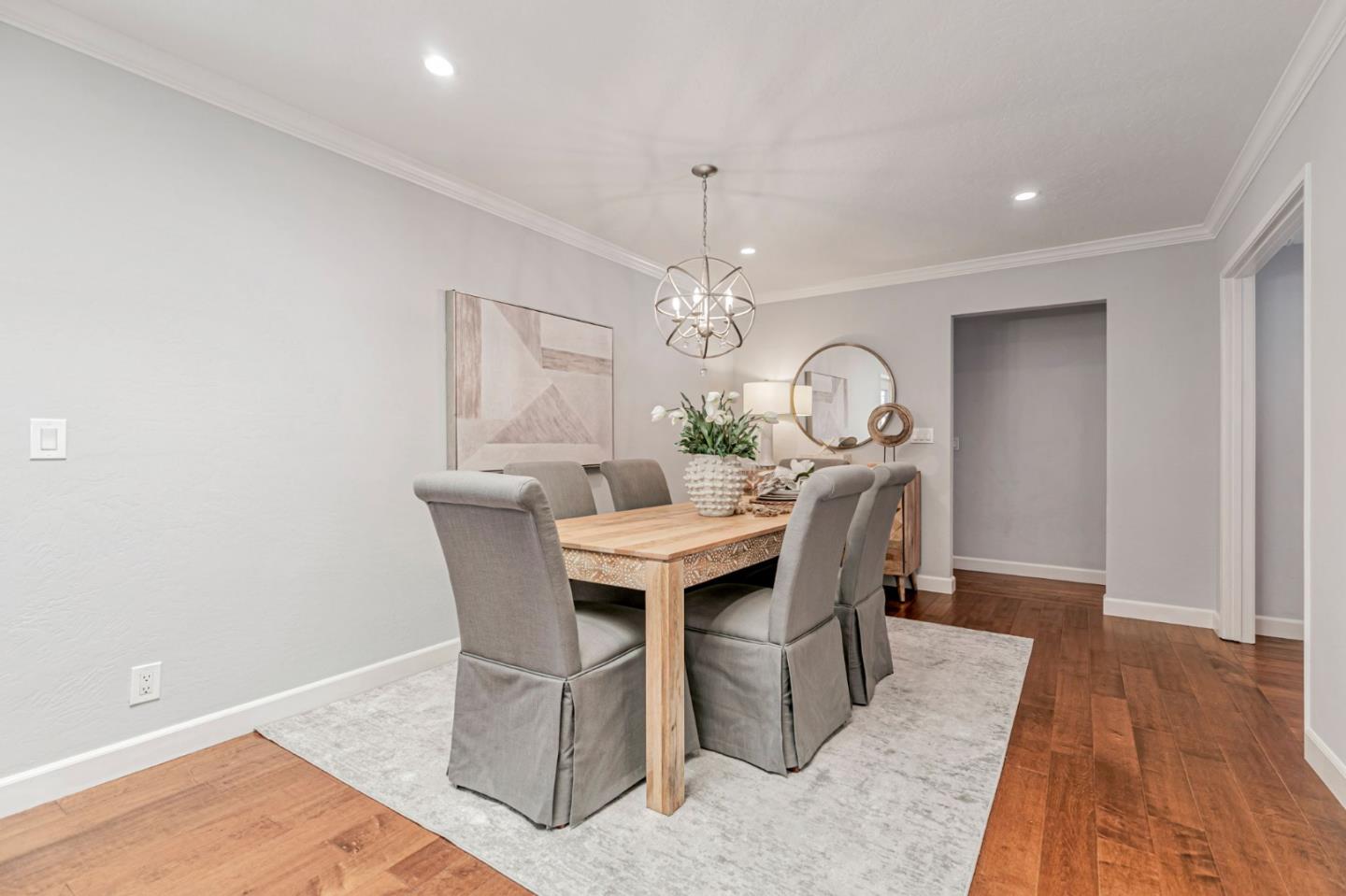 Detail Gallery Image 9 of 38 For 1351 Scossa Ave, San Jose,  CA 95118 - 4 Beds | 2 Baths